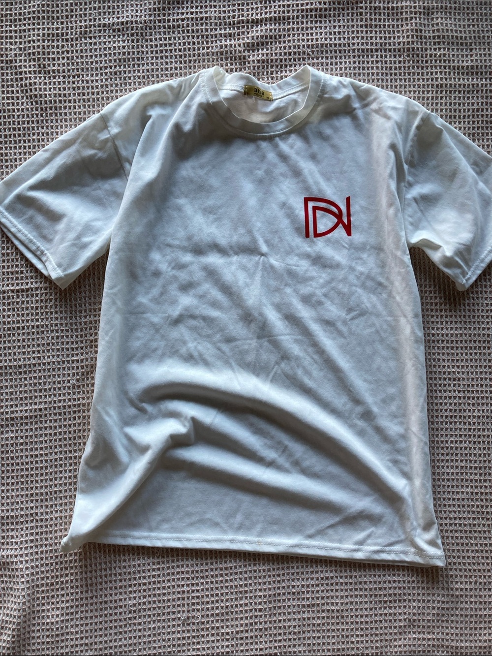 DWhite Men's Crew Neck T-Shirt - Red Chest Emblem